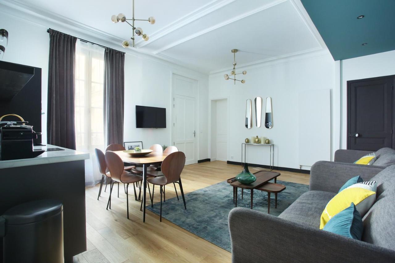 Apartment Champ De Mars - Tour Eiffel By Studio Prestige 巴黎 外观 照片